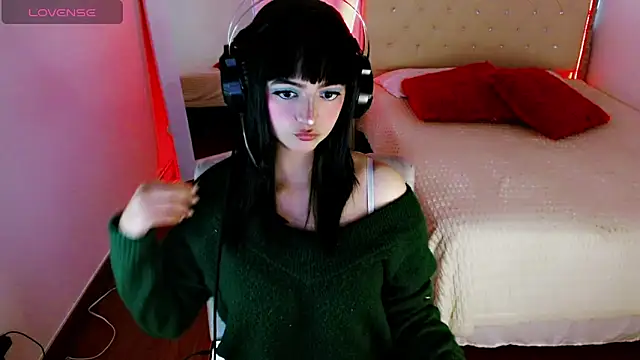 Lunyhose online show from October 2025 07:59:01 PM