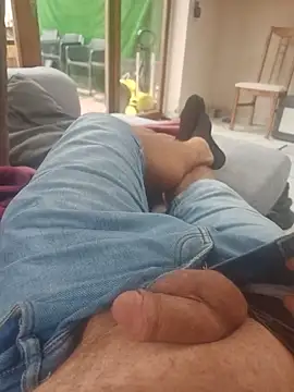 Snapshot of stunning_stallion chatting on September 2025 09:31:01 AM stunning stallion online show from September 2025 09:31:01 AM