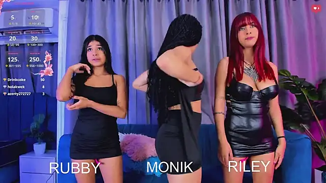 Snapshot of Evil_Giirls chatting on September 2025 02:27:02 AM Evil Giirls online show from September 2025 02:27:02 AM