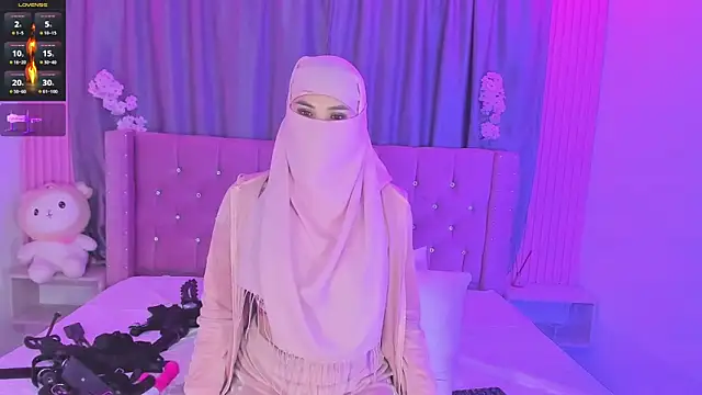 Nayla-Mouna online show from June 2026 07:42:01 AM