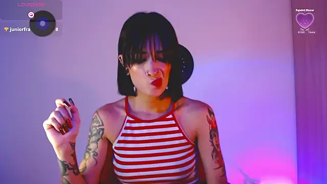 Snapshot of rootwallace chatting on September 2025 10:21:02 PM rootwallace online show from September 2025 10:21:02 PM