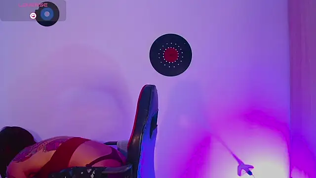 Snapshot of rootwallace chatting on October 2025 10:18:02 PM rootwallace online show from October 2025 10:18:02 PM