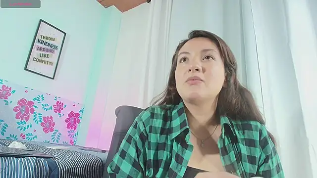 Eva contrer7 online show from November 2025 02:22:02 AM