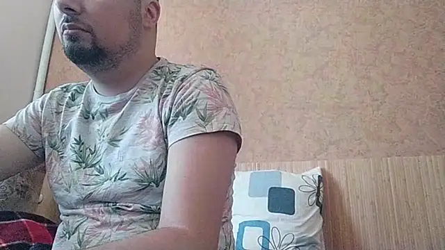 Snapshot of Joseph1Arnold chatting on September 2025 11:45:02 AM Joseph1Arnold online show from September 2025 11:45:02 AM