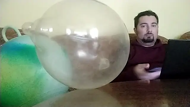 Snapshot of Joseph1Arnold chatting on November 2025 11:10:01 AM Joseph1Arnold online show from November 2025 11:10:01 AM