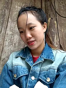 liu-liusexy online show from October 2025 06:47:01 AM