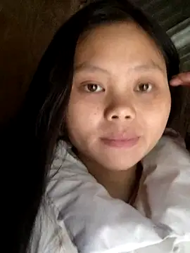 Snapshot of omiu-baby chatting on January 2026 02:48:01 AM omiu-baby online show from January 2026 02:48:01 AM