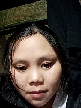 Snapshot of omiu-baby chatting on February 2026 09:30:01 AM omiu-baby online show from February 2026 09:30:01 AM