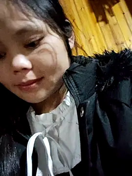 Snapshot of omiu-baby chatting on February 2026 06:50:01 AM omiu-baby online show from February 2026 06:50:01 AM