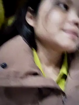 Snapshot of omiu-baby chatting on February 2026 05:15:01 AM omiu-baby online show from February 2026 05:15:01 AM