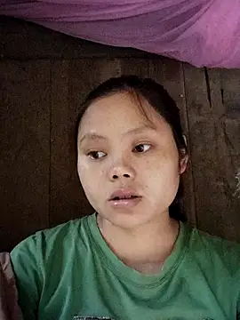 Snapshot of omiu-baby chatting on February 2026 02:20:02 AM omiu-baby online show from February 2026 02:20:02 AM