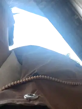 Snapshot of omiu-baby chatting on February 2026 02:54:01 AM omiu-baby online show from February 2026 02:54:01 AM