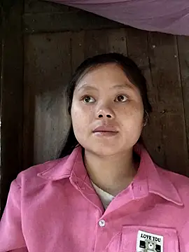 Snapshot of omiu-baby chatting on February 2026 01:39:02 AM omiu-baby online show from February 2026 01:39:02 AM