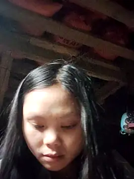 Snapshot of omiu-baby chatting on April 2026 01:47:02 AM omiu-baby online show from April 2026 01:47:02 AM