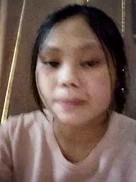 Snapshot of omiu-baby chatting on April 2026 06:11:01 AM omiu-baby online show from April 2026 06:11:01 AM