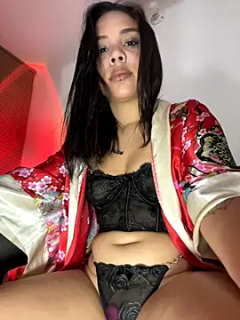 Snapshot of P_A_U_L_I_N_A_ chatting on October 2025 05:08:02 AM P A U L I N A online show from October 2025 05:08:02 AM