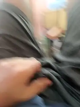 Snapshot of Deshi_hot_boy chatting on September 2025 08:40:01 AM Deshi hot boy online show from September 2025 08:40:01 AM