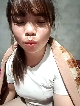 Snapshot of AnHa19 chatting on December 2025 12:03:02 PM AnHa19 online show from December 2025 12:03:02 PM