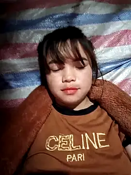 Snapshot of AnHa19 chatting on December 2025 09:32:02 PM AnHa19 online show from December 2025 09:32:02 PM