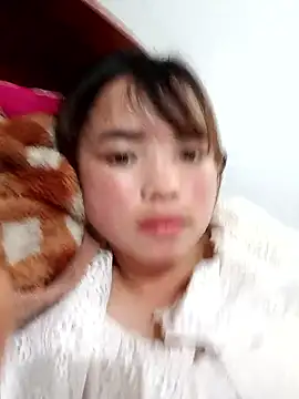 Snapshot of AnHa19 chatting on January 2026 07:35:01 AM AnHa19 online show from January 2026 07:35:01 AM