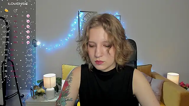 Hailey Foxy online show from September 2025 08:52:02 AM