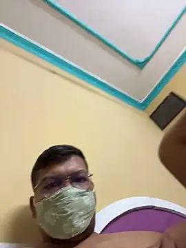 Snapshot of kunwarahuji chatting on November 2025 07:46:02 PM kunwarahuji online show from November 2025 07:46:02 PM