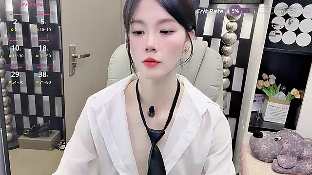 Yueyue-MM online show from April 2026 12:55:01 PM