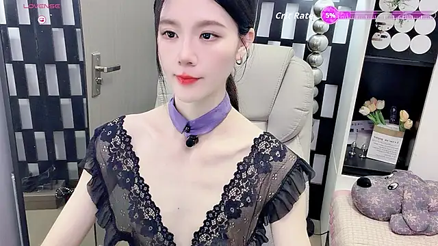 Yueyue-MM online show from May 2026 12:23:02 PM