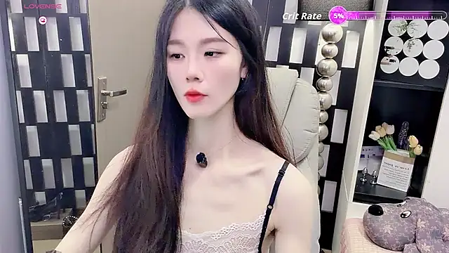 Yueyue-MM online show from May 2026 01:02:02 AM