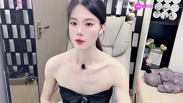 Yueyue-MM online show from June 2026 07:03:01 AM