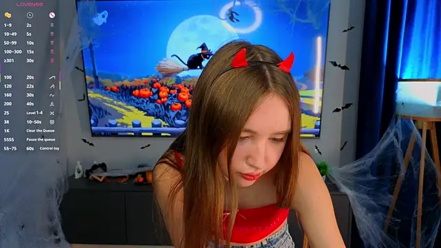 ElfredaTupy online show from November 2025 07:47:02 PM