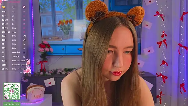 ElfredaTupy online show from February 2026 10:00:01 PM