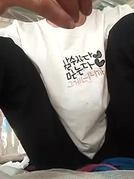 Snapshot of simi-lucy chatting on November 2025 06:55:01 AM simi-lucy online show from November 2025 06:55:01 AM