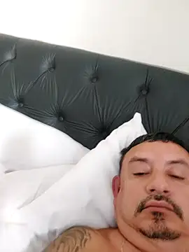 andrerj22 online show from September 2025 04:19:02 PM