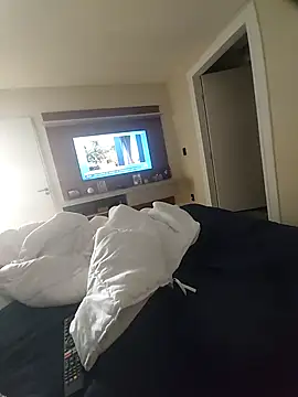 andrerj22 online show from October 2025 02:23:02 PM