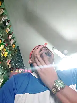 andrerj22 online show from October 2025 06:27:01 PM