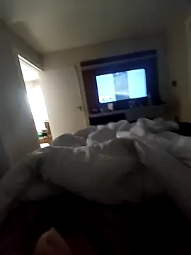 andrerj22 online show from November 2025 01:50:01 PM