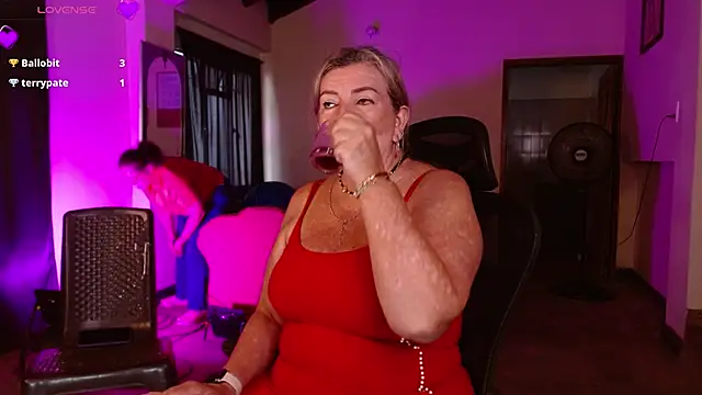  SARAI DUPONT online show from February 2026 09:11:02 PM