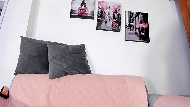 Snapshot of Grettel_w chatting on April 2026 07:44:02 PM Grettel w online show from April 2026 07:44:02 PM