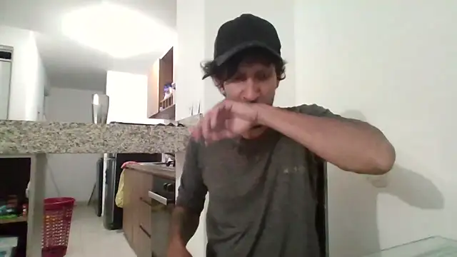 Alejandro92 cali online show from April 2026 01:36:01 AM