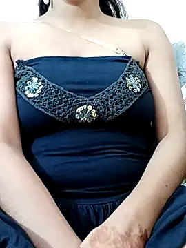 Snapshot of Kriti_Sanon_ chatting on September 2025 03:55:02 PM Kriti Sanon online show from September 2025 03:55:02 PM