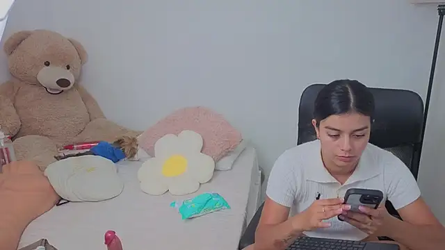 valerihouse online show from October 2025 01:19:01 AM