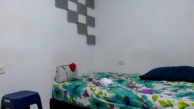 Snapshot of couples-hard-profond chatting on September 2025 01:22:02 PM couples-hard-profond online show from September 2025 01:22:02 PM