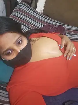 Minu love online show from March 2026 05:57:02 PM