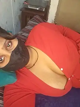 Minu love online show from April 2026 05:50:02 PM