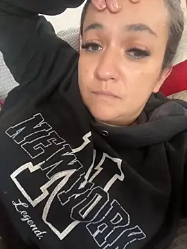 andrea-cohen online show from December 2025 04:47:02 PM