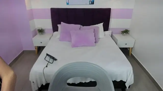 Snapshot of antonellariva_ chatting on September 2025 09:06:02 PM antonellariva online show from September 2025 09:06:02 PM