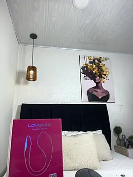Snapshot of antonellariva_ chatting on July 2026 07:07:02 PM antonellariva online show from July 2026 07:07:02 PM