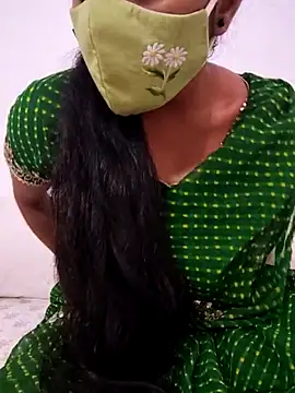 Snapshot of Miss_Riya20 chatting on November 2025 07:00:02 AM Miss Riya20 online show from November 2025 07:00:02 AM