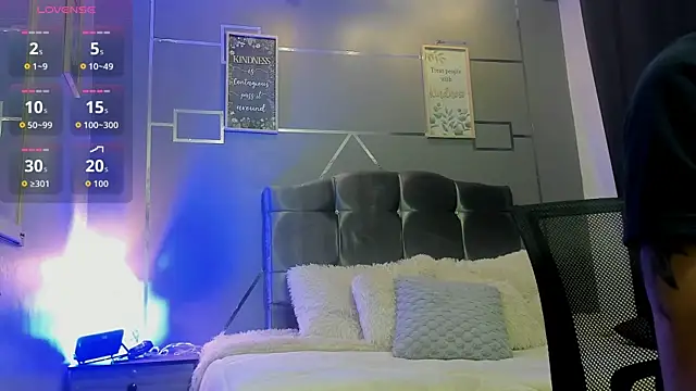 oliver mr  online show from November 2025 08:21:02 PM